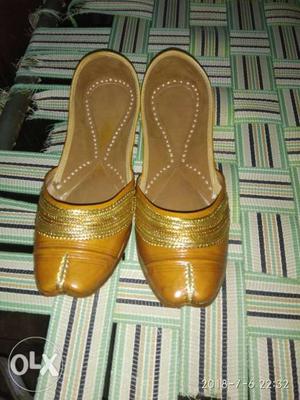 Punjabi Jutti(Jutti size 4 No.) Bata Footwear