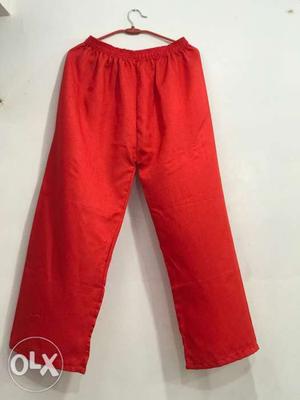 Red Pants In Delhi