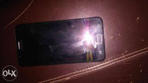 Samsung j 7 prime cood condition with charger