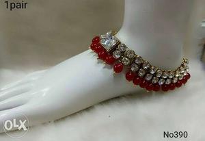 Silver-colored And Beaded Red Anklet
