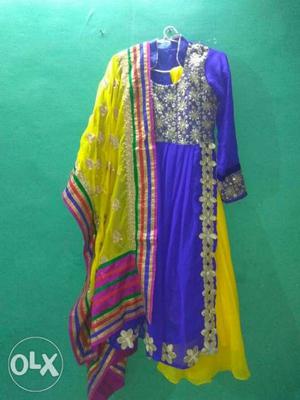 Beautiful yellow blue color suit wid flapper