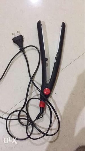 Not used hair straightner