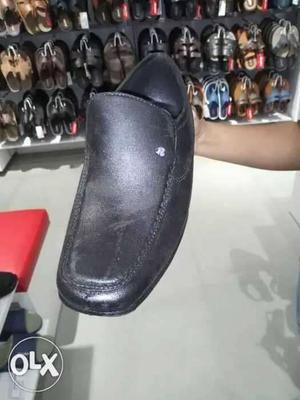 Pair Of Black Bata sandak Slip-on Shoes