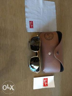 Raybans  In Mint Condition For Throw Away
