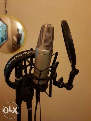 Rode nt2a microphone in amazing condition...