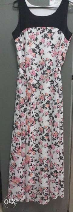 Whote and pink floral indo western dress