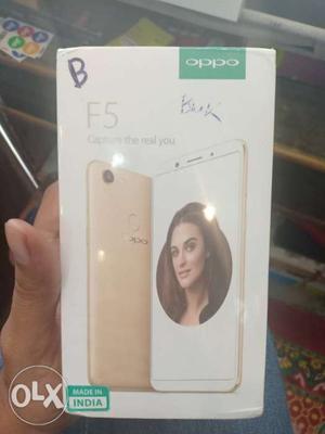1 day old oppo f5 4gb ram black color.. With