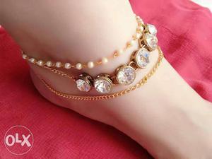 Gold-colored Chain payals