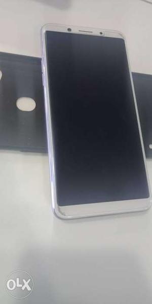 OPPO F5 4 Gb ram in good condition only mobile