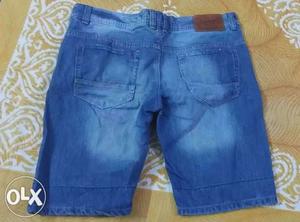Size34 blue colour jeans shorts single pis