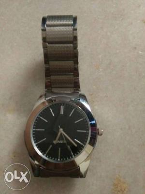 Without brand wrist watch for mans office use