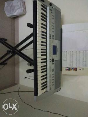 Yamaha PSR s500 in perfect working condition