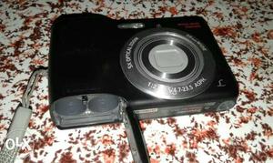 Panasonic digital camera with chargeable battery