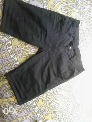 32 size new black shorts