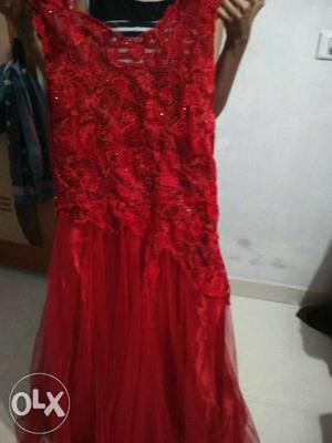 Beautiful red party wear gown.gives osm look.