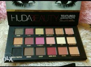 Black Huda Beuty Makeup Palette