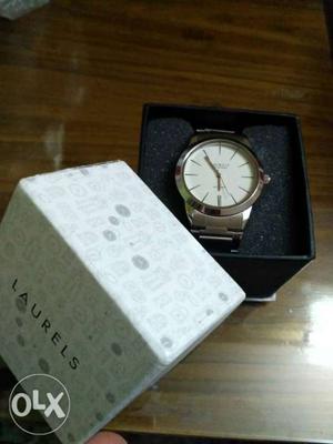 Branded LAURELS ORIGINAL watch New pack with Box.