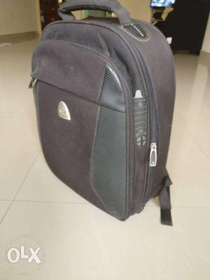 Giordano laptop bag for sale. used but great
