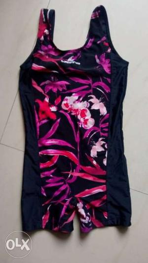 Lobster brand girls' swimsuit (age group 6-8 years)