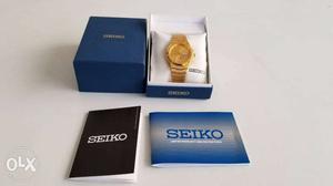 Round Gold-colored Seiko Chronograph Watch With Link Band