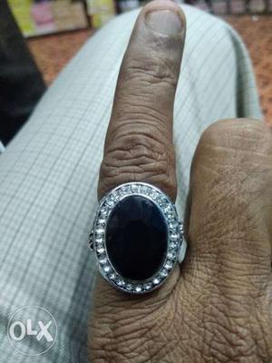Silver-colored Ring With Black And Clear Gemstones men nd