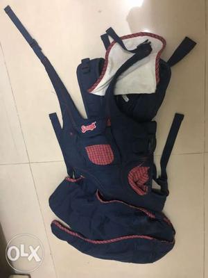 Snugli US brand baby carrier. good condition.