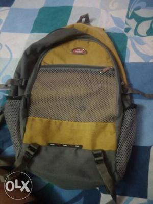 Very good condition real puma bag mrp  only 6 months old