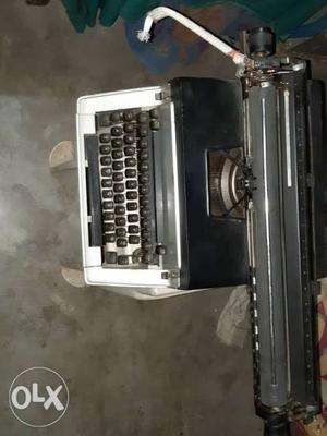 Black And Gray Typewriter