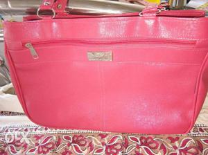 Ladies bag > Quality: Leather > Color: Pink > Chamber: 5