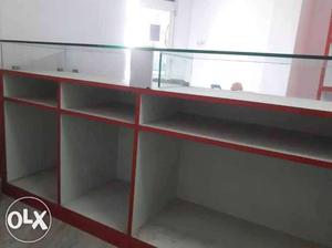 Urgently Sale Closing Shop Display Counter With