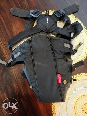Very good quality baby carrier, hardly used and