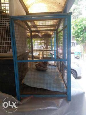 W2ft 3.4 ft long H3.2 cage with sliding base