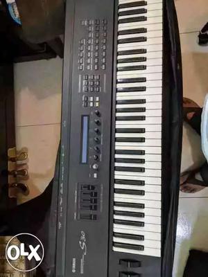 Yamaha S 30 Japanese good condition