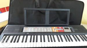 Yamaha f50 5 octive keyboard full size with cover and