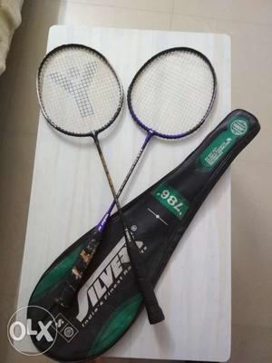2 badminton rackets