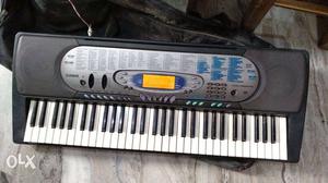Big size casio in good condition only on/off(need service)