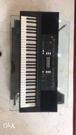 Black Electronic Keyboard