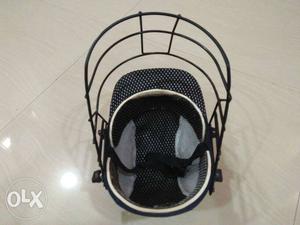 Cricket helmet, not used at all nice deal