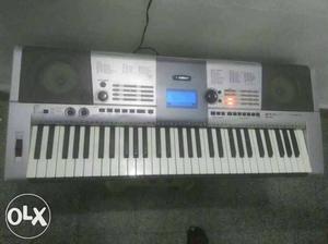 Electronic Keyboard. Good working Condition