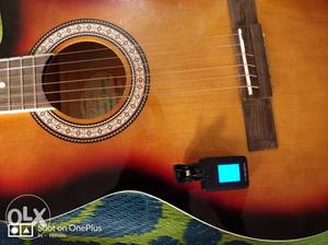 PLUTO Acoustic Guitar And Black Chromatic Digital Tuner