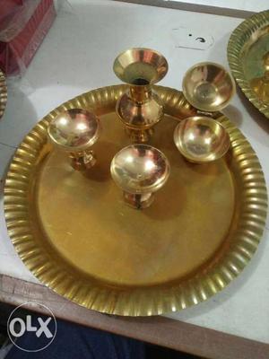 Round Gold-colored Tray