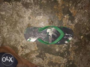 Unpaired Green And Black Flip-flop