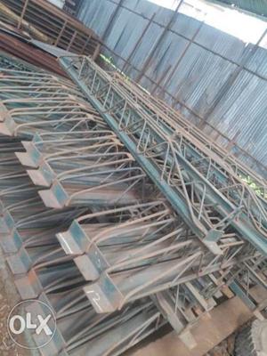 Acro span shuttering 38 kgs. extendable to 3.6mtrs