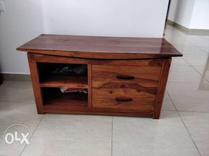 TV unit from urban ladder in excellent condition.
