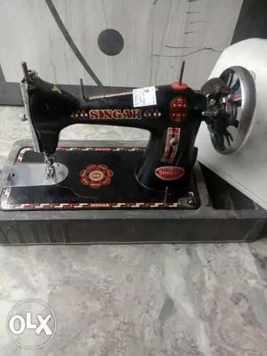 Black Singar Sewing Machine
