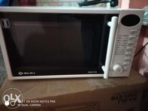 Brand new microwave urgent sell in heavy discount