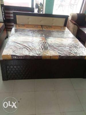 Double bed withbox /- starting I
