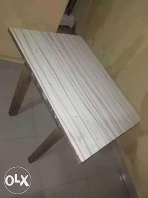 White And Gray Wooden Table
