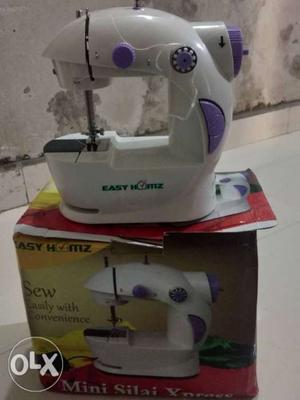 White Easy Homz Sewing Machine