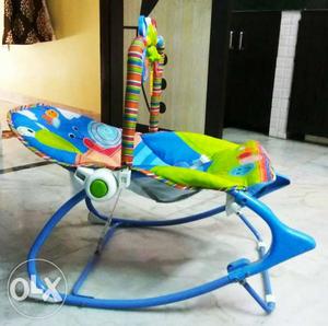 Baby Holder, very good condition and east to